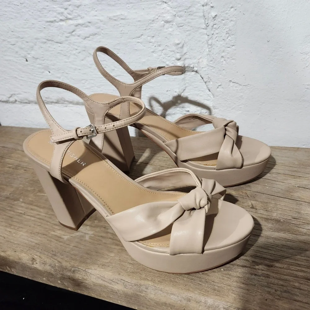 Marc Fisher Tan Knotted Platform Block Heel Sandals Womens 9.5M Nude Ankle Strap